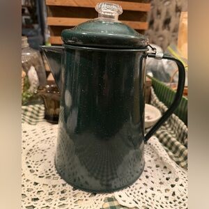 Enamel vintage Hunter green kettle /Coffee Pot - Green